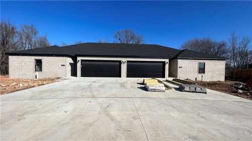 a-205 Tricha Cir Sw, Gravette, AR, 72736-7032 | Card Image