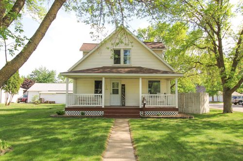 126 2nd St Sw, Melrose, MN, 56352-1206 | Card Image
