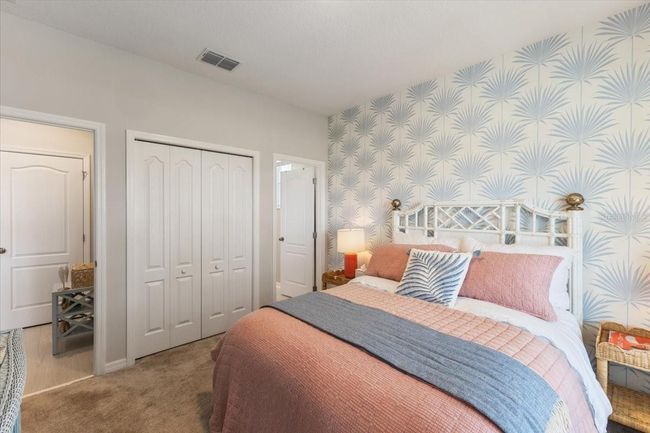 1382 Foltz Loop, House other with 4 bedrooms, 3 bathrooms and null parking in OAKLAND FL | Image 6