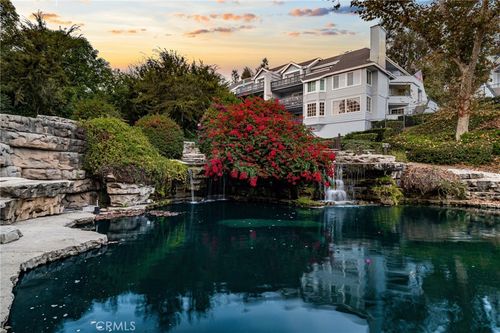 1081 Lakeview Ter, Azusa, CA, 91702-2455 | Card Image