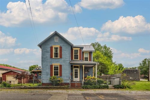 37 N Water St, Point Marion, PA, 15474-1260 | Card Image