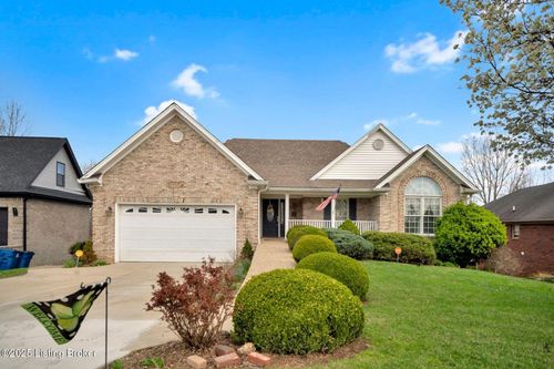 4420 Stone Wynde Dr, Louisville, KY, 40272-2792 | Card Image