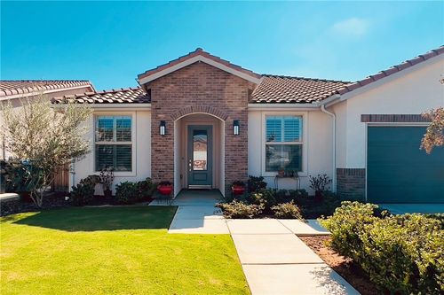 9329 Willow Terrace Dr, Shafter, CA, 93263-9475 | Card Image