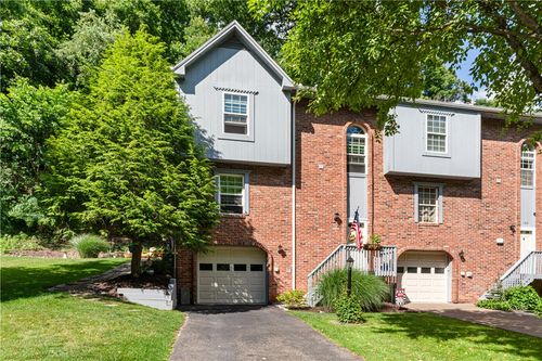 162 Old English Rd, Pittsburgh, PA, 15237-1753 | Card Image