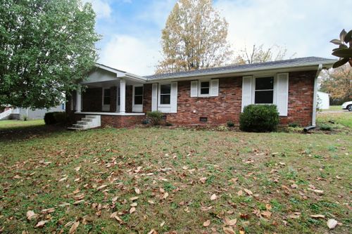 200 Western Ave, Hartsville, TN, 37074 | Card Image