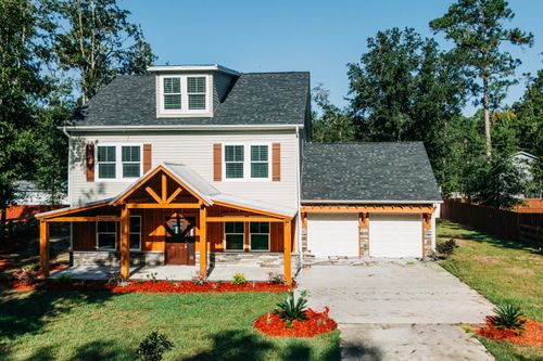 438 Locust St, Walterboro, SC, 29488-7104 | Card Image