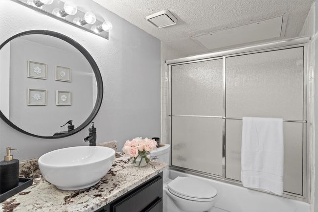 APT-139 - 8511 Westover Ct, Condo with 2 bedrooms, 2 bathrooms and null parking in Granbury TX | Image 18