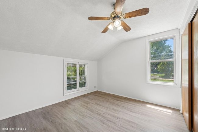 25_208ArdmoreAve_2030_Large | Image 21