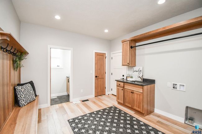 6504 E Hawker Trl, House other with 5 bedrooms, 4 bathrooms and null parking in Sioux Falls SD | Image 27