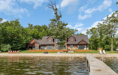 46376 Jungle Shore Trl, Perham, MN, 56573-8331 | Card Image