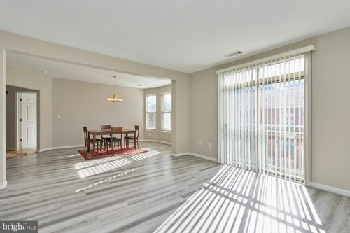 apt-212-1851 Stratford Park Pl, RESTON, VA, 20190-3396 | Card Image