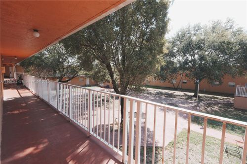 apt-210-1245 W 24th St, Hialeah, FL, 33010-1886 | Card Image