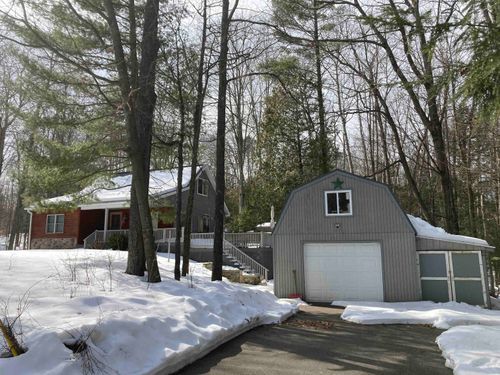 5395 Beechwood Rd, Rose City, MI, 48654-9749 | Card Image