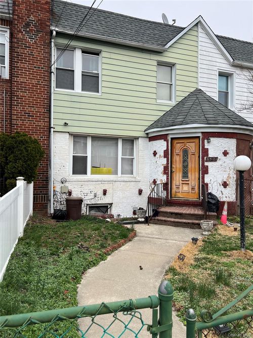 11321 204th St, Saint Albans, NY, 11412-2534 | Card Image