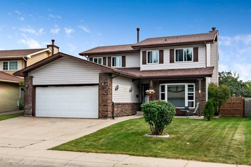 36 Millside Way Sw, Calgary, AB, T2Y2P7 | Card Image