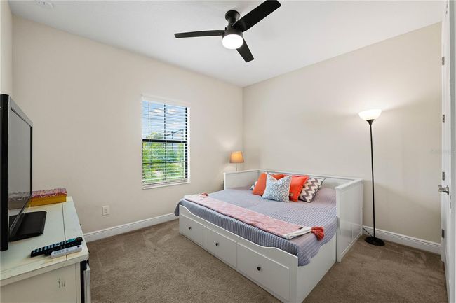 12643 Shetland Walk Dr, House other with 3 bedrooms, 3 bathrooms and null parking in LITHIA FL | Image 17