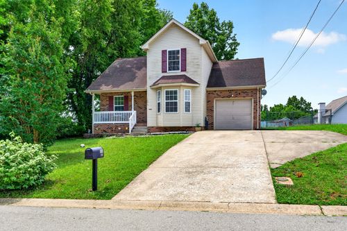 1096 Gunpoint Dr, Clarksville, TN, 37042-6762 | Card Image