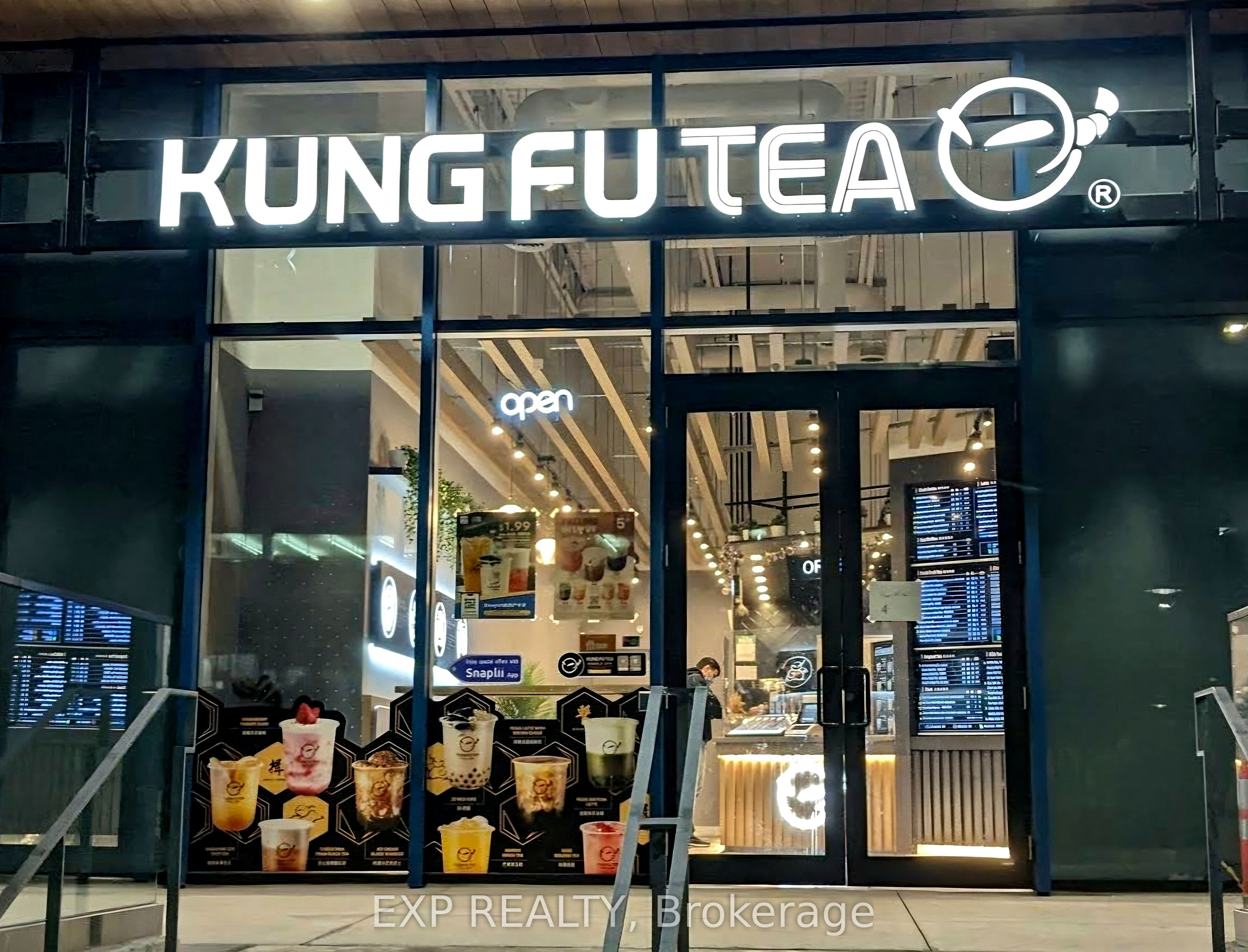 Commercial Sale in Toronto C15 4