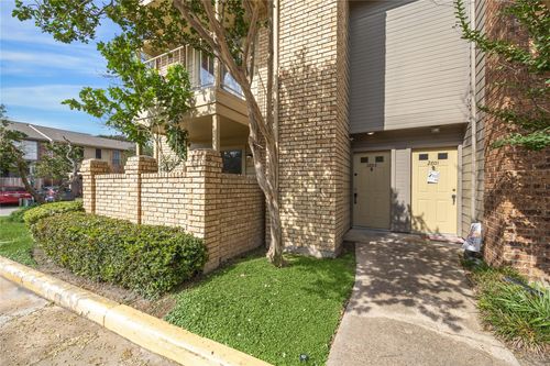 apt-2802-11201 Lynbrook Dr, Houston, TX, 77042-1358 | Card Image