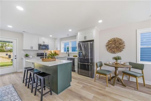 417 Terrace Ave, Virginia Beach, VA, 23451-3628 | Card Image