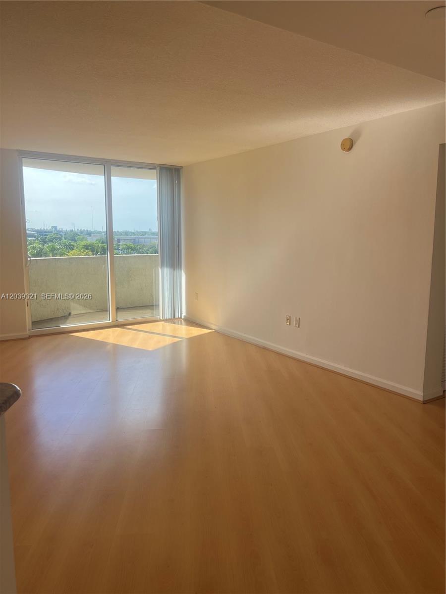 Residential Lease in Aventura 5