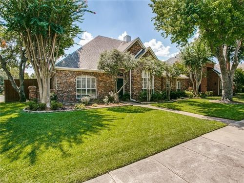 4252 West Creek Drive, Dallas, TX, 75287 | Card Image