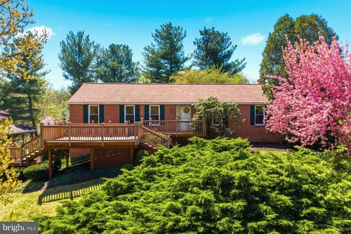 2713 Jay Bird Ct, KNOXVILLE, MD, 21758-8805 | Card Image