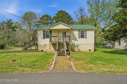 231 Henderson Ave, Sevierville, TN, 37862 | Card Image