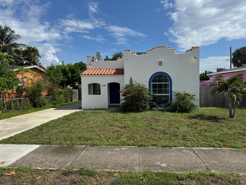 639 38th St, West Palm Beach, FL, 33407-4103 | Card Image