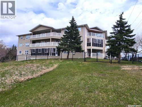 101-12 Cundall Dr, Estevan, SK, S4A1T1 | Card Image