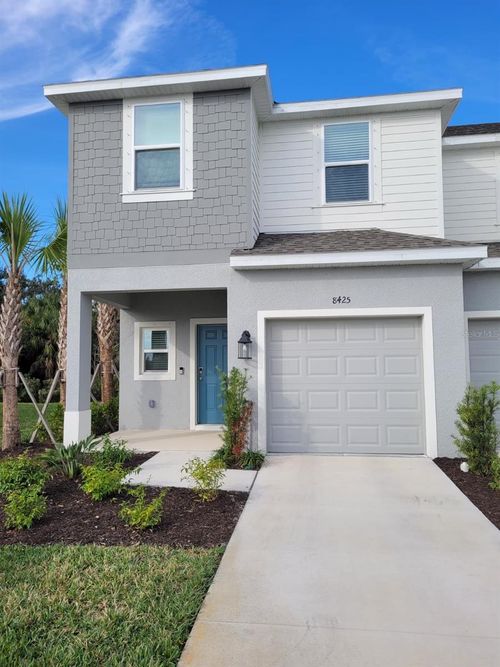 8425 Lunar Skye St, SARASOTA, FL, 34241-2103 | Card Image