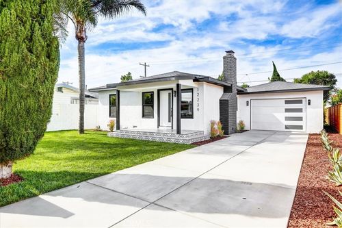 12239 Brittain St, Hawaiian Gardens, CA, 90716-1511 | Card Image