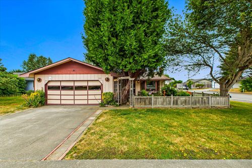 3473 Martha Ct, Arcata, CA, 95521-4884 | Card Image