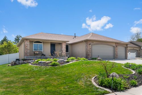 5613 W Horse Spring Ct, Herriman, UT, 84096-1839 | Card Image