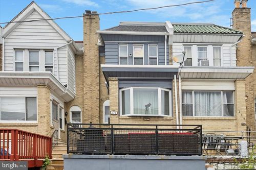 271 Wembly Rd, UPPER DARBY, PA, 19082-4710 | Card Image