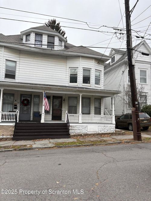 31 Washington St, Carbondale, PA, 18407-2009 | Card Image