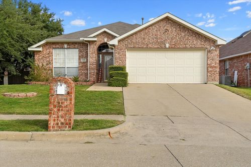 1101 Bellcrest Dr, Arlington, TX, 76002-5534 | Card Image