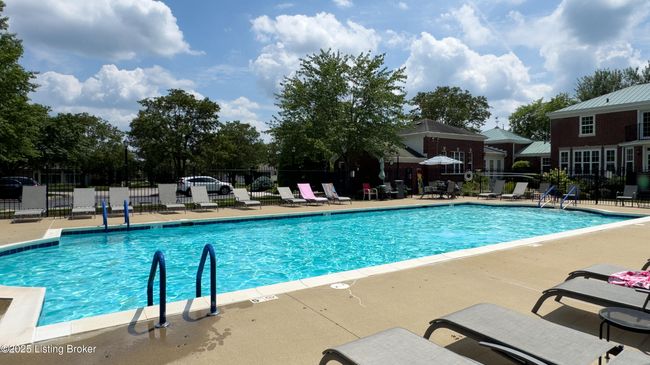 5019 Caerlson Ln, House other with 2 bedrooms, 2 bathrooms and null parking in Louisville KY | Image 35