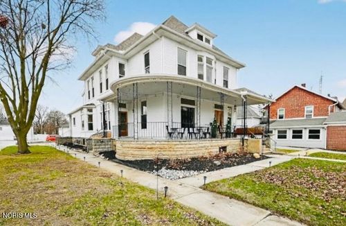325 Main St, Bowling Green, OH, 43402-2424 | Card Image