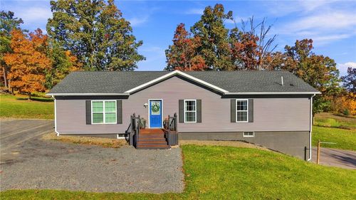 28 Leslo Ln, Newfield, NY, 14867-9254 | Card Image