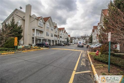 17 Prestwick Way, Edison, NJ, 08820-4686 | Card Image