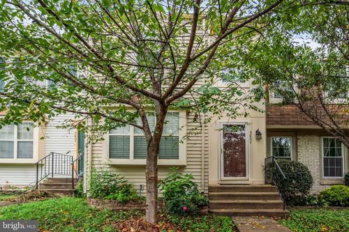 5809 Waterdale Ct, CENTREVILLE, VA, 20121-3006 | Card Image