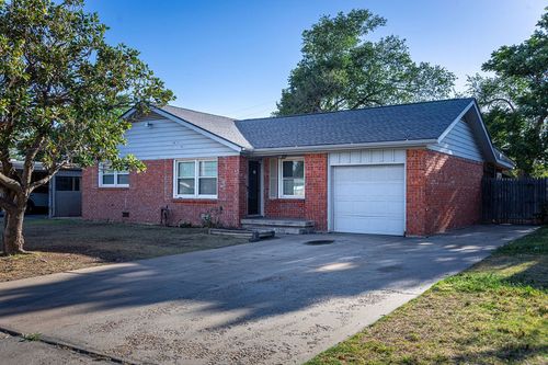 1816 Plateau Ln, Amarillo, TX, 79106-5827 | Card Image