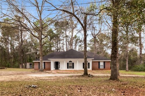 9490 Aubrey Ln, Chunchula, AL, 36521-6302 | Card Image