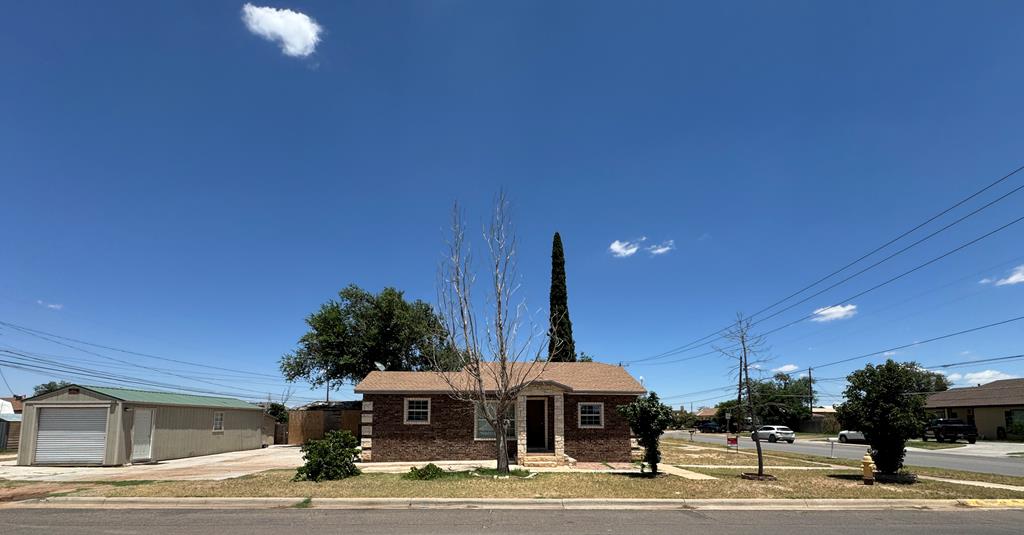 Cuthbert Ave, Midland, TX 79701