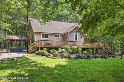 110 Winding Way, Albrightsville, PA, 18210-7811 | Card Image