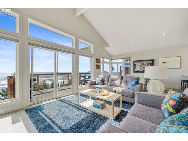 5285 Capes Loop, House attached with 3 bedrooms, 3 bathrooms and 1 parking in Tillamook OR | Image 8