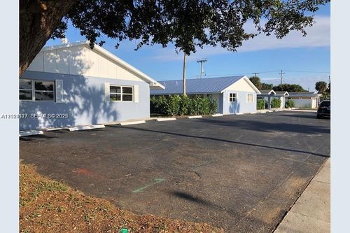 b-588 Holly Dr, Palm Beach Gardens, FL, 33410-4875 | Card Image