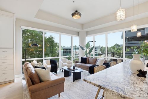 208-1133 Metropolitan Ave, Charlotte, NC, 28204-3436 | Card Image
