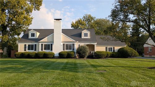 1125 Laurelwood Rd, Kettering, OH, 45409-1218 | Card Image